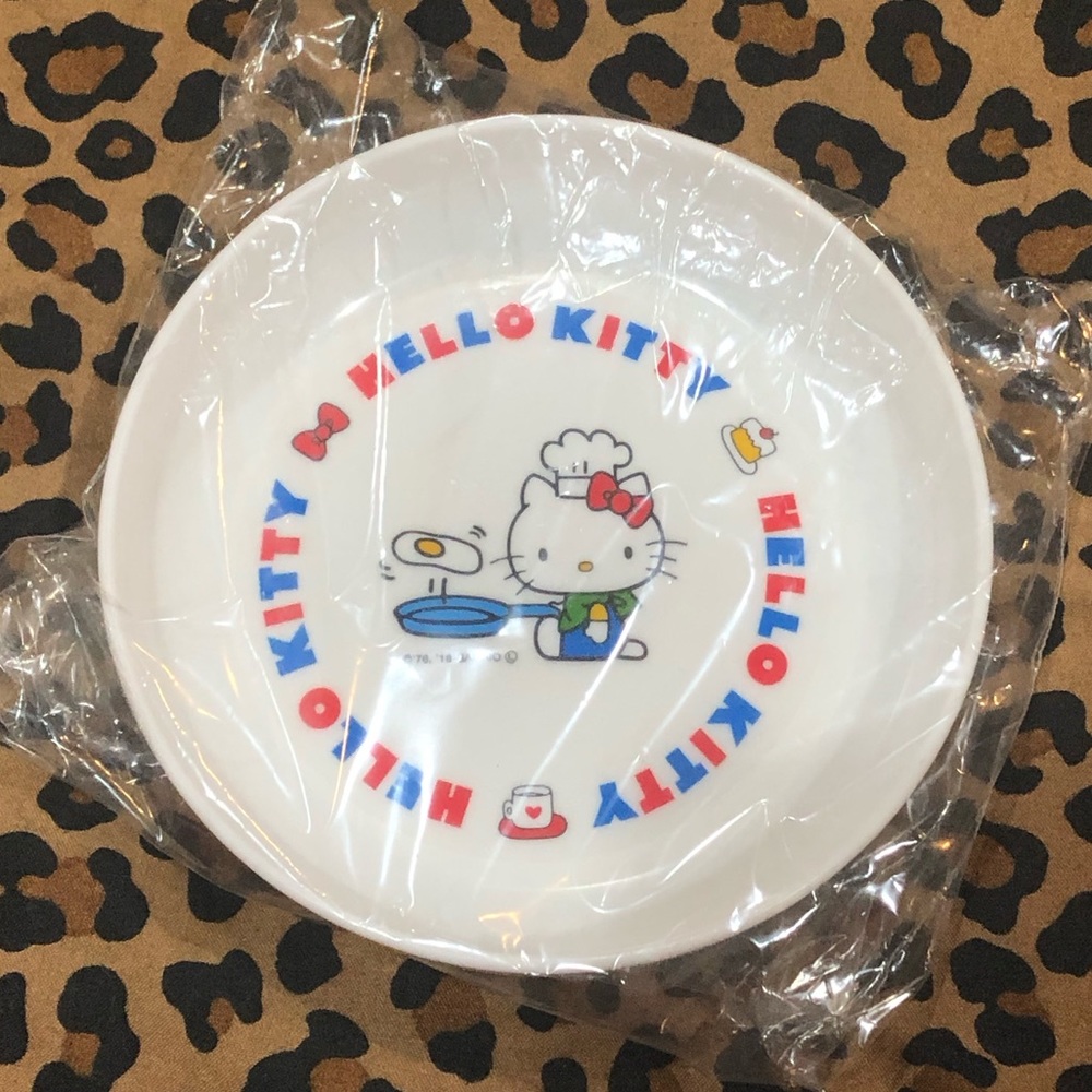 Hello Kitty Mini Bowl NWT! - Picture 6 of 7